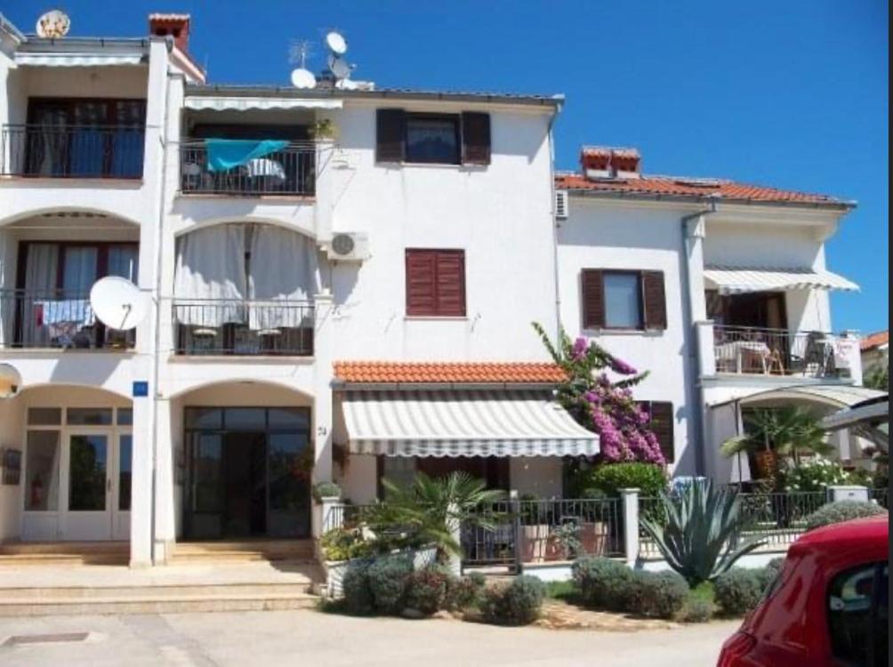 Olivia, Seaside Apartment In Medulin, Croatia Exteriér fotografie